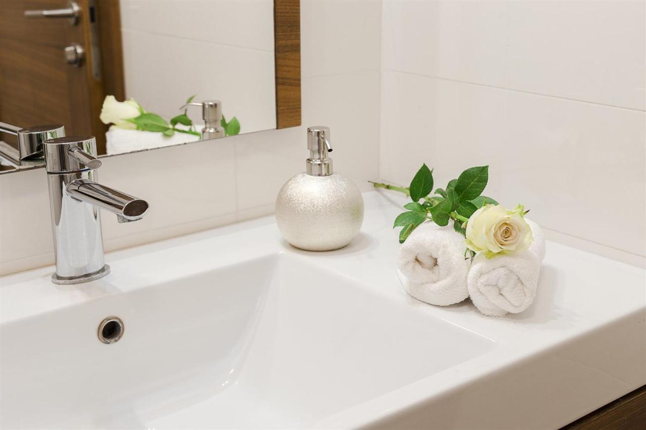 Aina Boutique Hotel