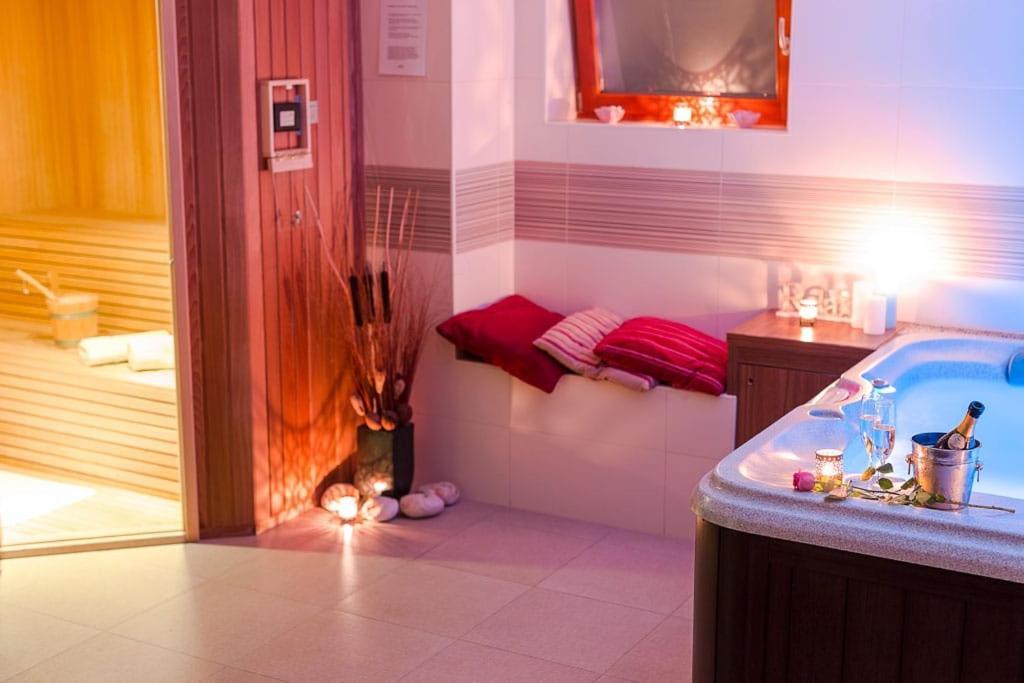 Aina Boutique Hotel